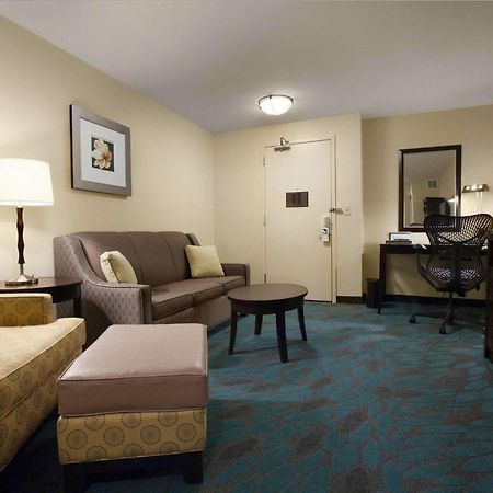 Hilton Garden Inn Fargo Extérieur photo