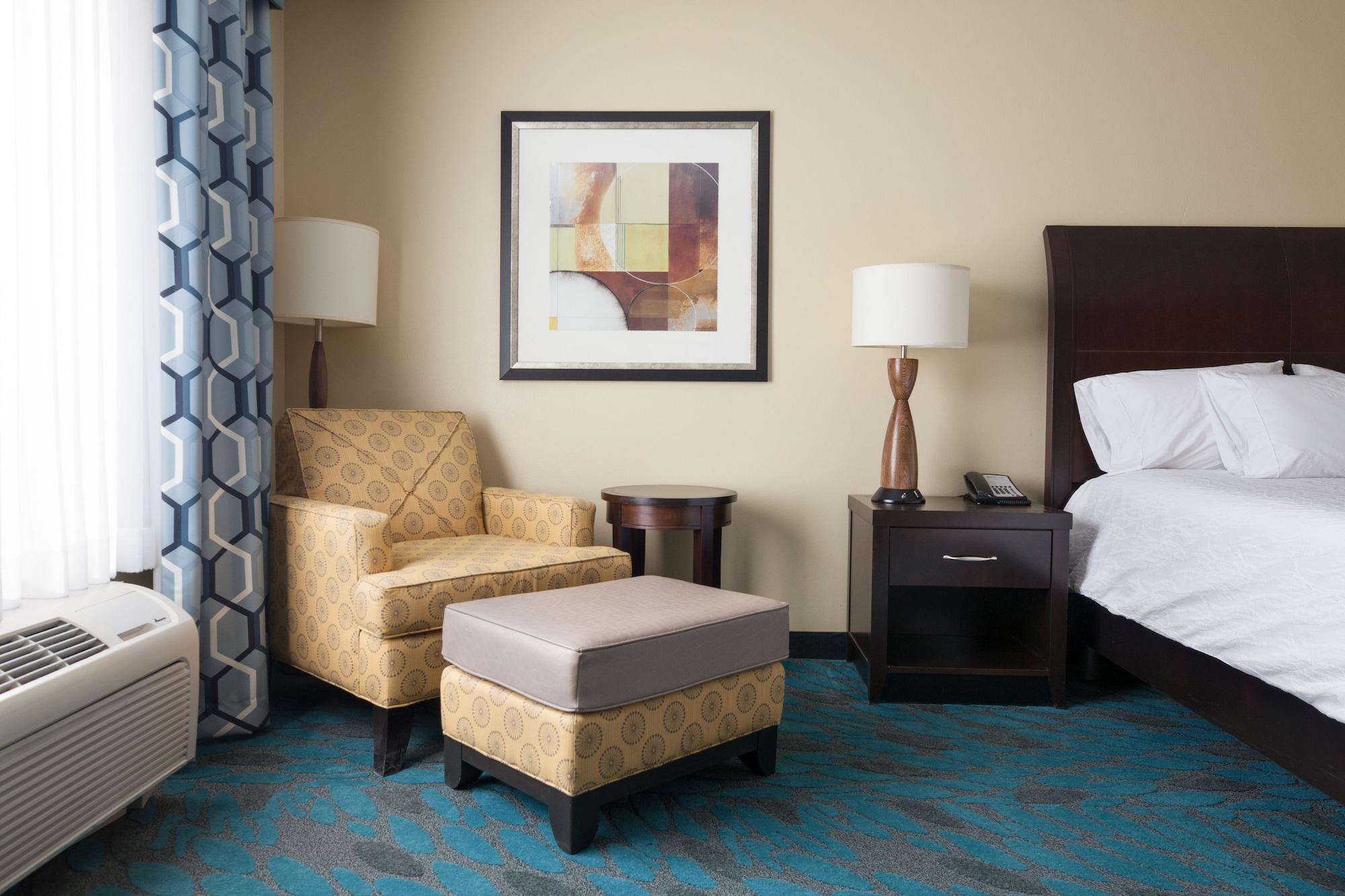 Hilton Garden Inn Fargo Extérieur photo