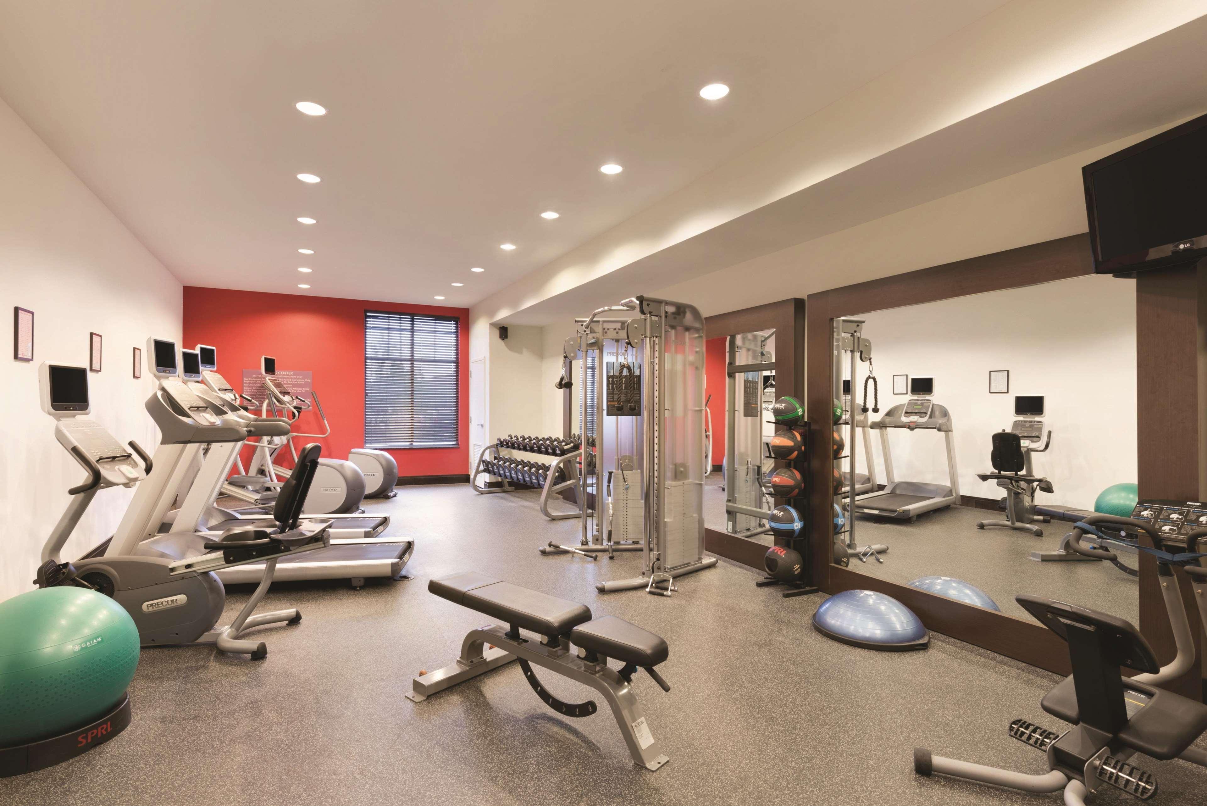 Hilton Garden Inn Fargo Extérieur photo