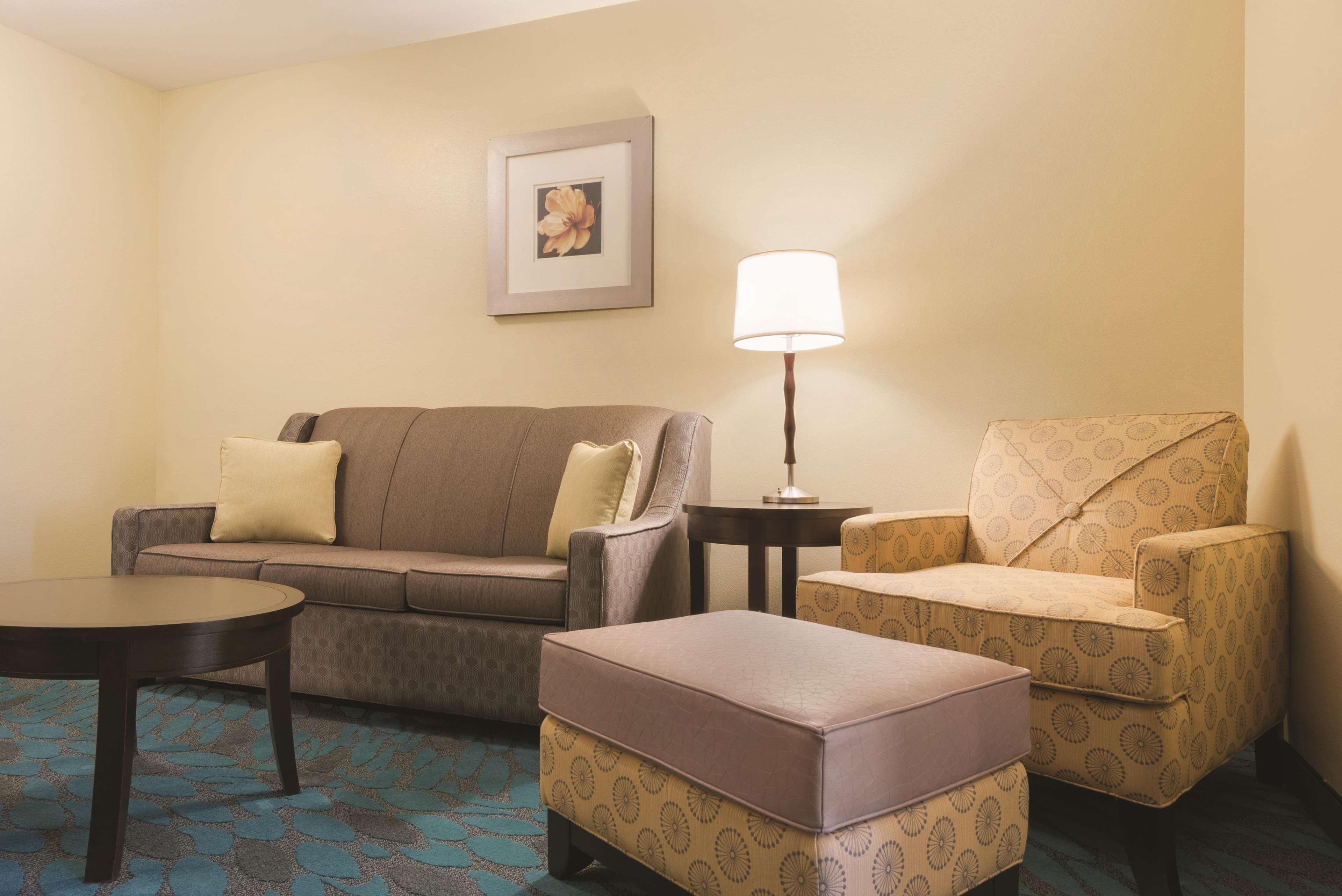 Hilton Garden Inn Fargo Extérieur photo