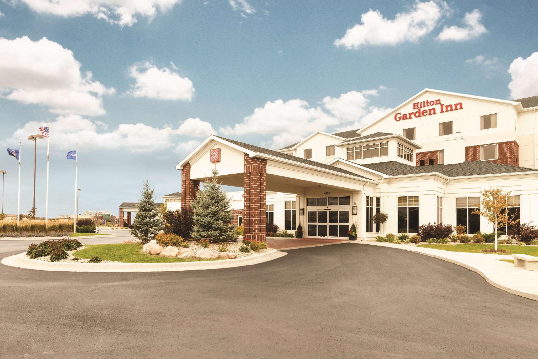 Hilton Garden Inn Fargo Extérieur photo