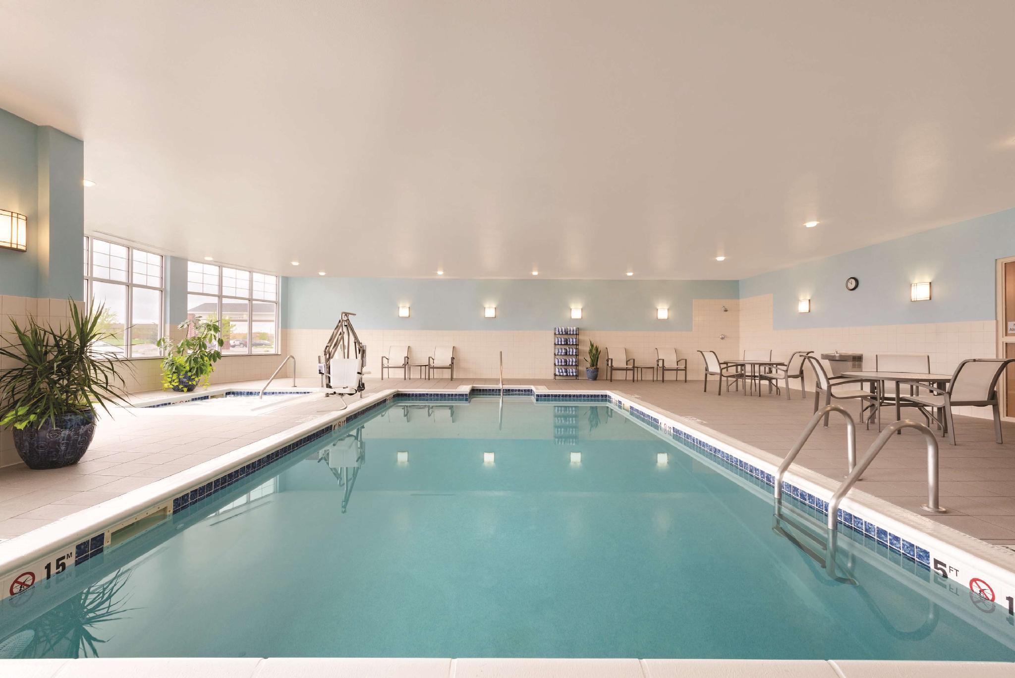 Hilton Garden Inn Fargo Extérieur photo
