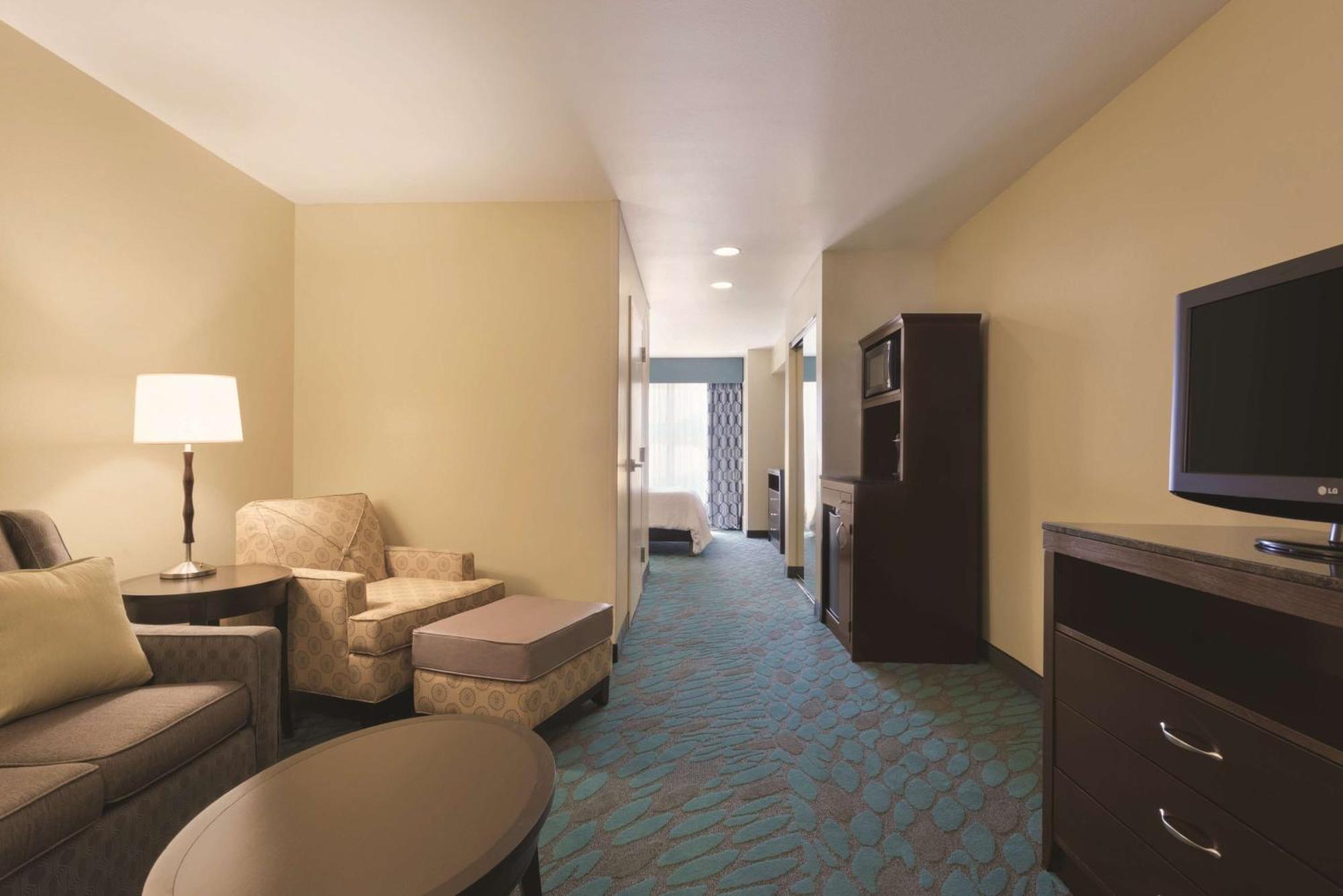Hilton Garden Inn Fargo Extérieur photo