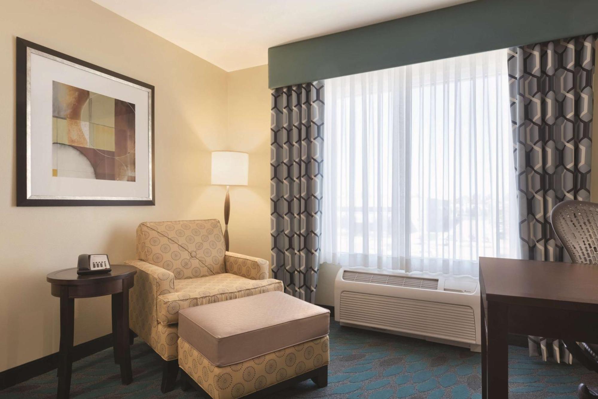 Hilton Garden Inn Fargo Extérieur photo