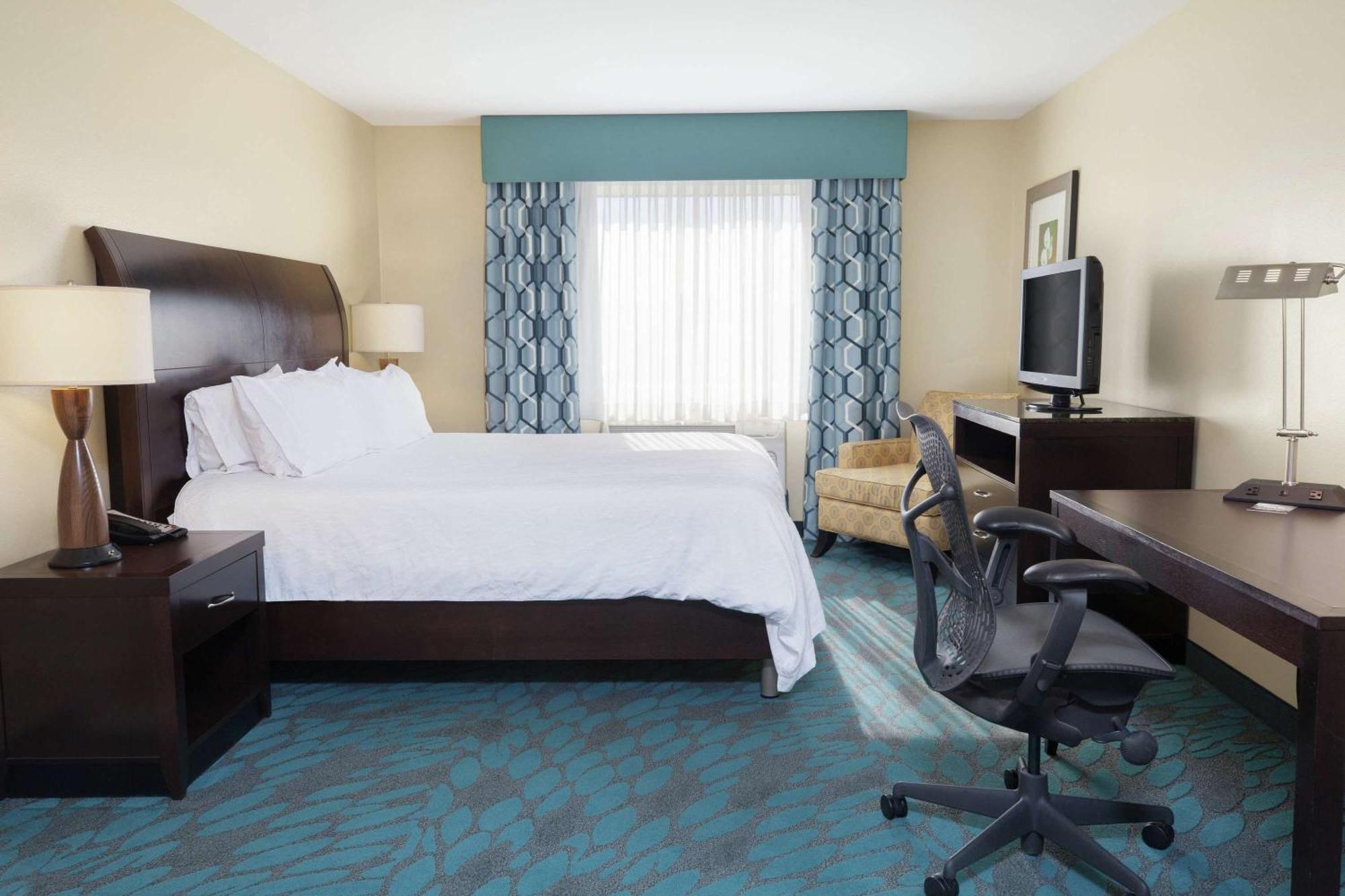 Hilton Garden Inn Fargo Extérieur photo