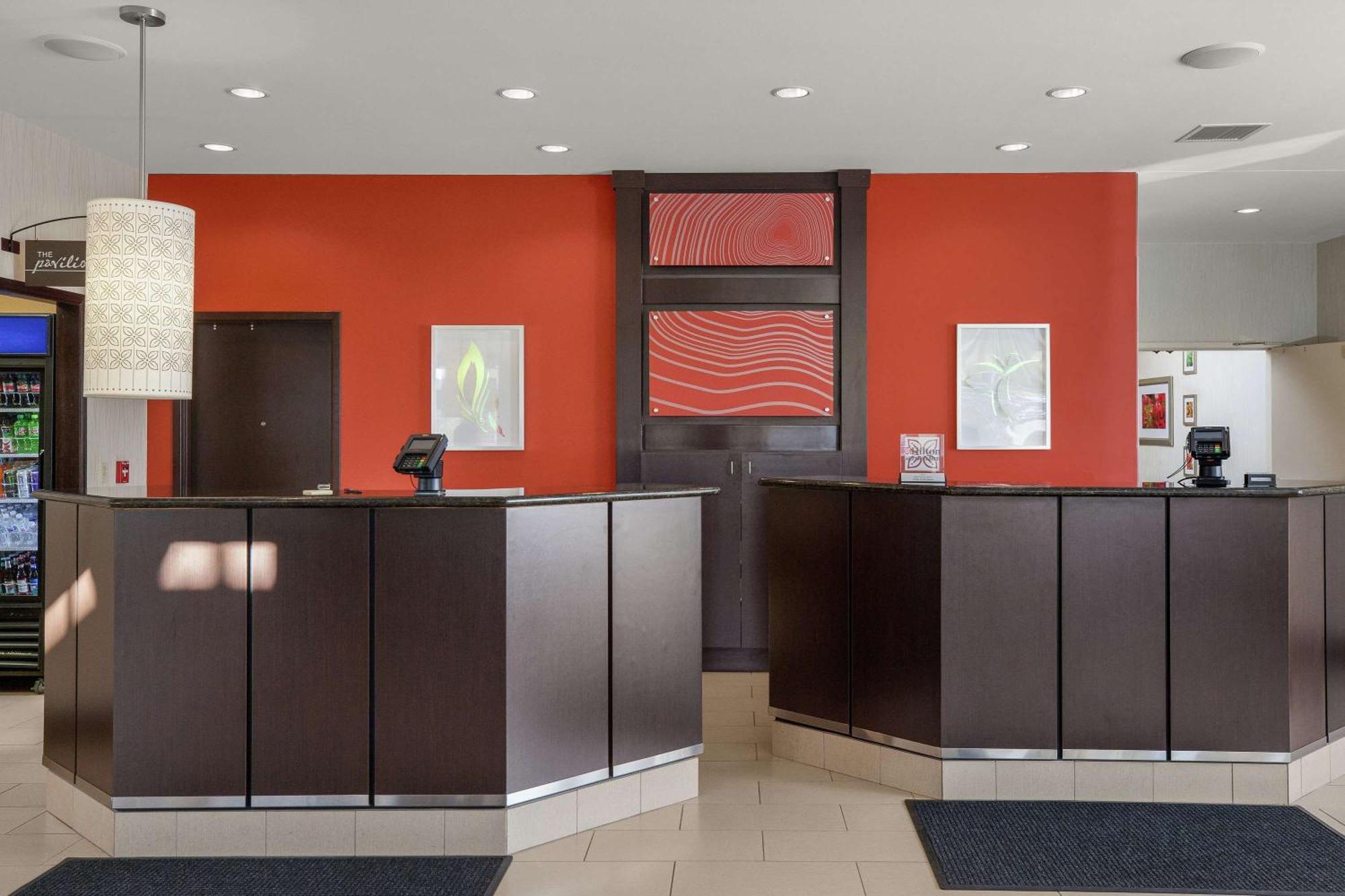 Hilton Garden Inn Fargo Extérieur photo