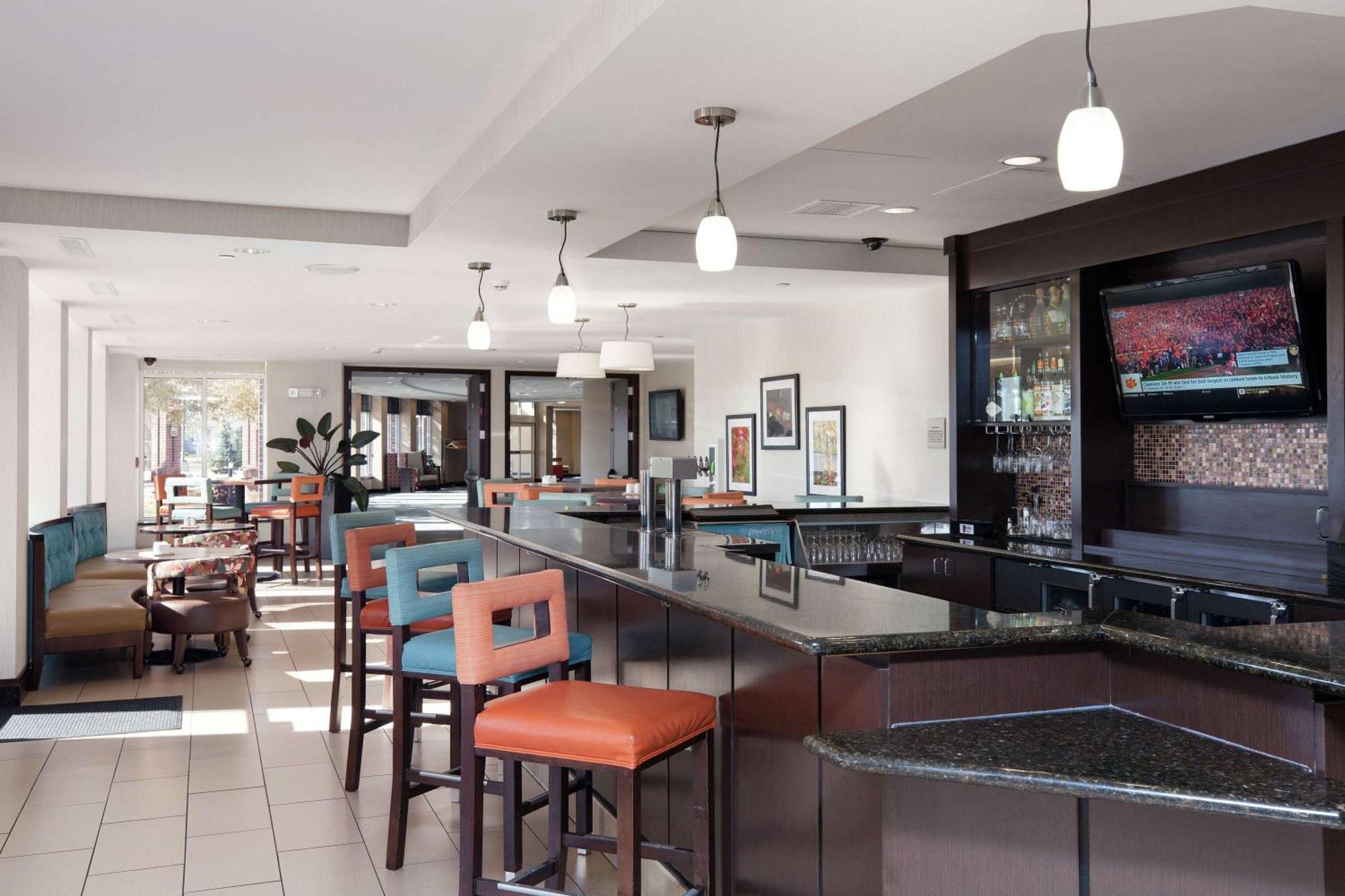 Hilton Garden Inn Fargo Extérieur photo
